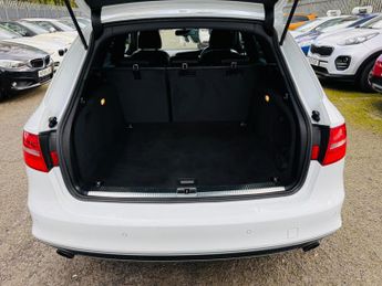 Audi A4 Avant 2.0 TFSI S line Estate 5dr Petrol Multitronic Euro 5 (s/s) (211 