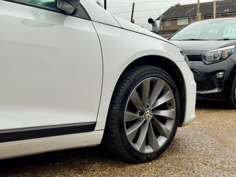 Volkswagen Scirocco 2.0 TDI BlueMotion Tech GT DSG Euro 6 (s/s) 3dr