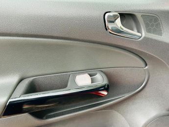 Vauxhall Corsa 1.4 16V SE Auto Euro 5 5dr