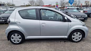 Toyota AYGO 1.0 VVT-i Ice MultiMode Euro 5 5dr