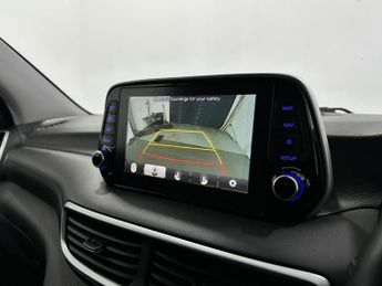 Hyundai TUCSON 2.0 CRDi Premium SE Auto 4WD Euro 6 (s/s) 5dr
