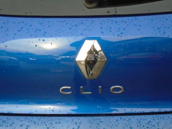 Renault Clio 1.6 E-TECH Techno Auto Euro 6 (s/s) 5dr