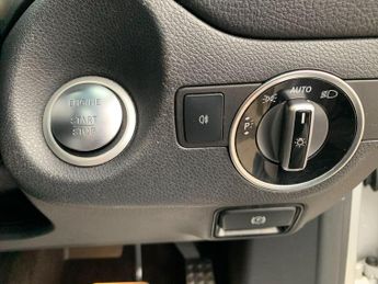 Mercedes-Benz CLA 2.1 CLA220d AMG Line Shooting Brake 7G-DCT Euro 6 (s/s) 5dr