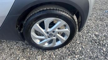 Toyota Aygo X 1.0 VVT-i Pure x-shift Euro 6 (s/s) 5dr