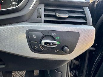 Audi A4 2.0 TDI ultra Sport S Tronic Euro 6 (s/s) 4dr