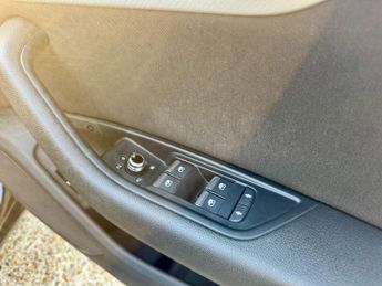 Audi A4 2.0 TDI ultra Sport S Tronic Euro 6 (s/s) 4dr