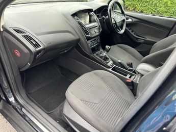 Ford Focus 1.6 TDCi Titanium Euro 5 (s/s) 5dr