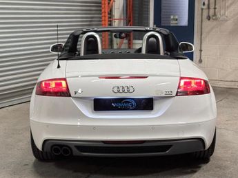 Audi TT 2.0 TDI Black Edition Roadster S Tronic quattro Euro 5 2dr