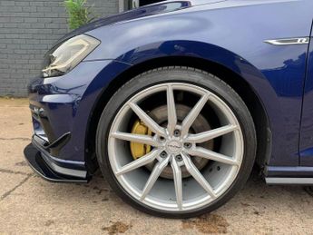 VOLKSWAGEN GOLF 2.0 TSI BlueMotion Tech R  Hatchback 5dr Petrol DSG 4Motion Euro