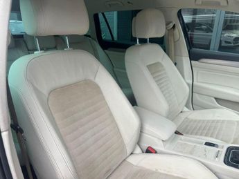 VOLKSWAGEN PASSAT 1.4 TSI GTE Estate 5dr Petrol Plug-in Hybrid DSG Euro 6 (s/s) (2