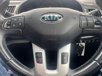 KIA SPORTAGE 1.7 CRDi EcoDynamics 3 SUV 5dr Diesel Manual 2WD Euro 5 (s/s) (1