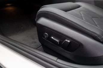 BMW i5 M60 83.9kWh Auto xDrive 4dr