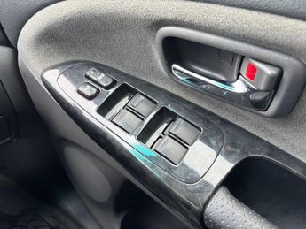 Toyota Estima 8 seater 3.0v6