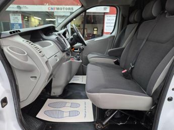 Vauxhall Vivaro 2.0 2900 CDTi Sportive FWD L3 4dr