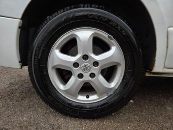 Vauxhall Vivaro 2.0 2900 CDTi Sportive FWD L3 4dr