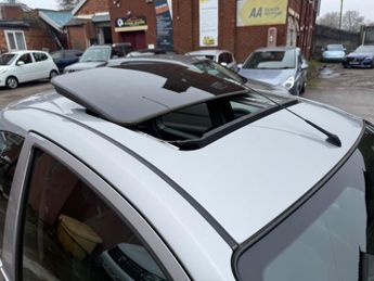 Nissan Micra 1.4 16v SE 3dr