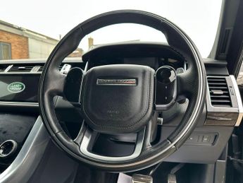 Land Rover Range Rover Sport 3.0 D300 MHEV HSE Silver Auto 4WD Euro 6 (s/s) 5dr