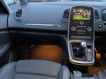 Renault Grand Scenic 1.5h dCi Hybrid Assist Dynamique Nav Euro 6 (s/s) 5dr