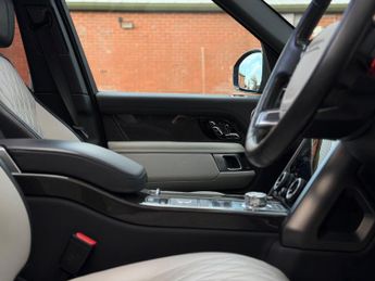 Land Rover Range Rover 5.0 P565 V8 SV Autobiography Dynamic Auto 4WD Euro 6 (s/s) 5dr