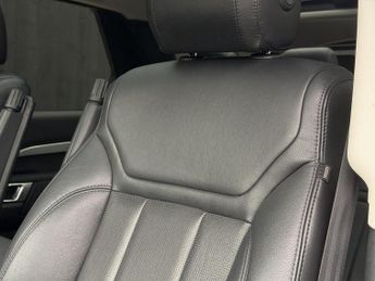 Land Rover Discovery 3.0 SD V6 Landmark Edition Auto 4WD Euro 6 (s/s) 5dr