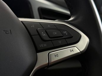 Volkswagen T-Roc 1.5 TSI Life DSG Euro 6 (s/s) 5dr