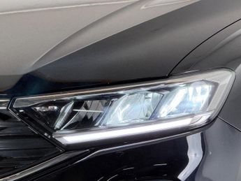 Volkswagen T-Roc 1.5 TSI Life DSG Euro 6 (s/s) 5dr