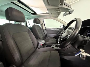 Volkswagen Tiguan 2.0 TSI SEL DSG 4Motion Euro 6 (s/s) 5dr
