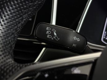 Volkswagen T-Roc 1.5 TSI R-Line DSG Euro 6 (s/s) 5dr