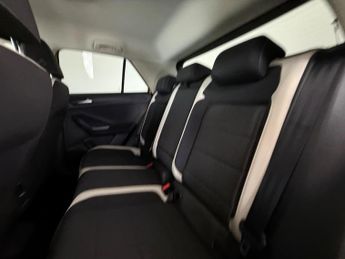 Volkswagen T-Roc 1.5 TSI EVO SEL DSG Euro 6 (s/s) 5dr