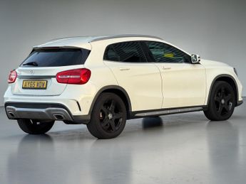 Mercedes-Benz GLA 2.1 GLA200d AMG Line (Premium) SUV 5dr Diesel 7G-DCT 4MATIC Euro