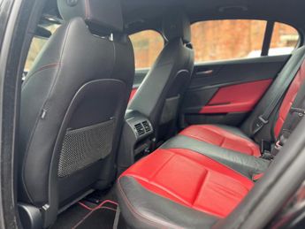 Jaguar XE 2.0d R-Sport Auto Euro 6 (s/s) 4dr