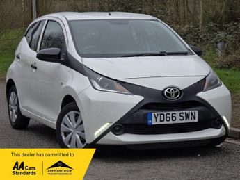 Toyota AYGO 1.0 VVT-i x Euro 5 5dr Euro 5