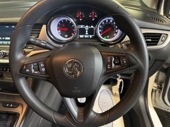 Vauxhall Astra 1.0i Turbo ecoFLEX Design Euro 6 (s/s) 5dr