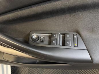 Vauxhall Astra 1.0i Turbo ecoFLEX Design Euro 6 (s/s) 5dr
