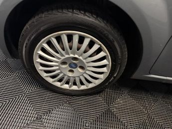 Fiat Grande Punto 1.2 Active White 3dr