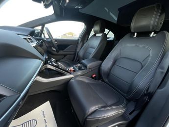 Jaguar I-Pace R-DYNAMIC HSE BLACK