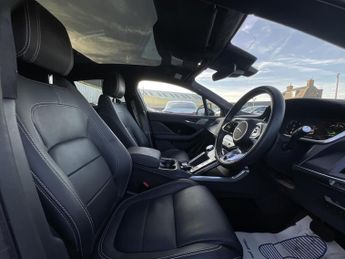 Jaguar I-Pace R-DYNAMIC HSE BLACK