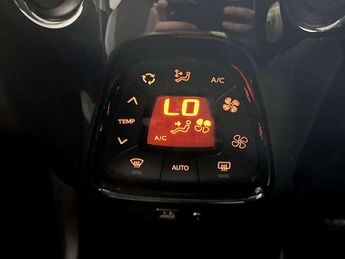 Toyota AYGO 1.0 VVT-i x-press Hatchback 5dr Petrol Manual Euro 6 (68 ps)