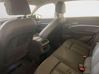 Audi e-tron 55 Technik SUV 5dr Electric Auto quattro 95kWh (408 ps)