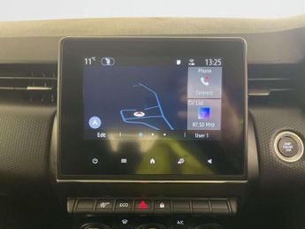 Renault Clio 1.0 TCe Evolution Hatchback 5dr Petrol Manual Euro 6 (s/s) (90 p