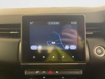 Renault Clio 1.0 TCe Evolution Hatchback 5dr Petrol Manual Euro 6 (s/s) (90 p