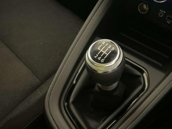 Renault Clio 1.0 TCe Evolution Hatchback 5dr Petrol Manual Euro 6 (s/s) (90 p