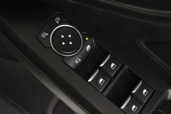 Ford Focus 1.0T EcoBoost MHEV ST-Line Edition Euro 6 (s/s) 5dr