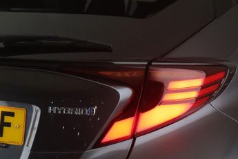 Toyota C-HR 2.0 VVT-h Dynamic CVT Euro 6 (s/s) 5dr