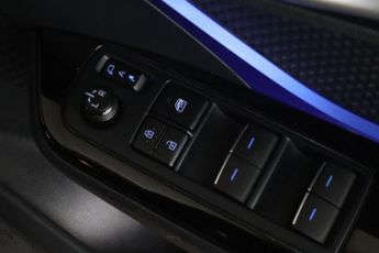 Toyota C-HR 2.0 VVT-h Dynamic CVT Euro 6 (s/s) 5dr