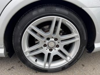 Mercedes-Benz C Class 2.1 C200 CDI BlueEfficiency Sport Auto Euro 5 4dr