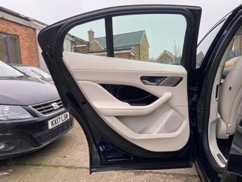 Jaguar I-PACE 400 90kWh SE Auto 4WD 5dr