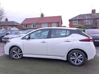 Nissan Leaf 40kWh Acenta Auto 5dr