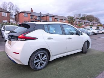 Nissan Leaf 40kWh Acenta Auto 5dr