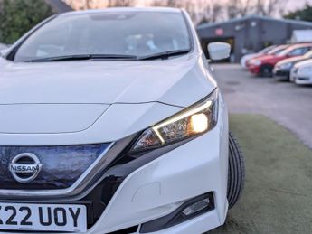 Nissan Leaf 40kWh Acenta Auto 5dr